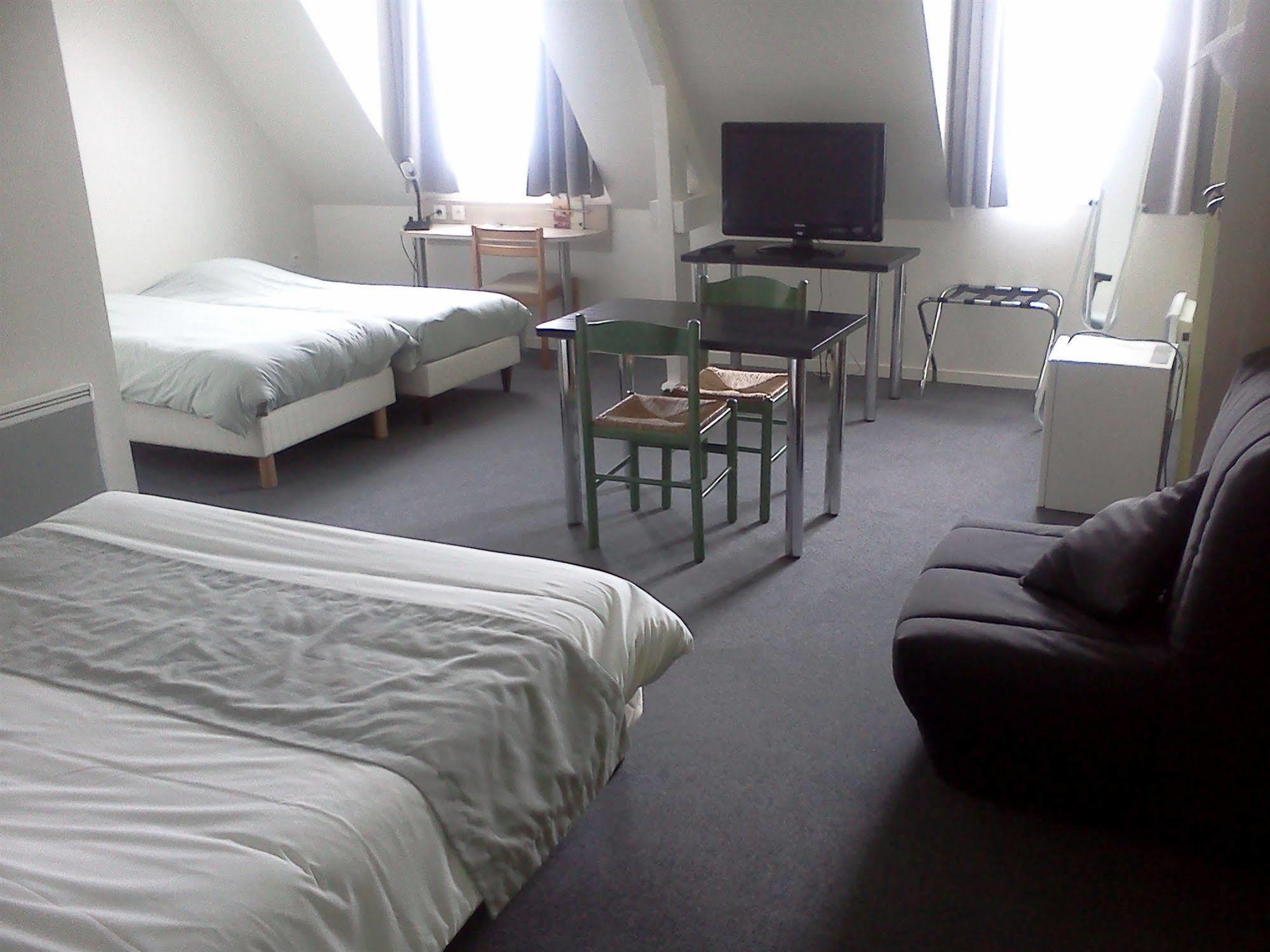Logis Hotel Lodge La Valette Cesson-Sévigné 외부 사진