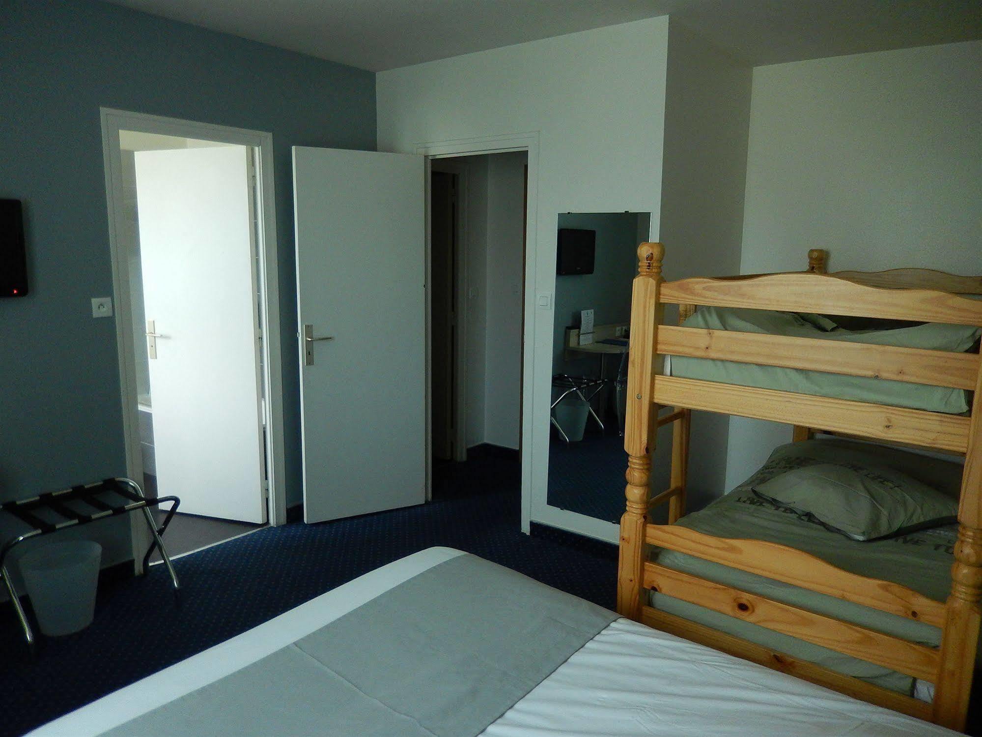 Logis Hotel Lodge La Valette Cesson-Sévigné 외부 사진