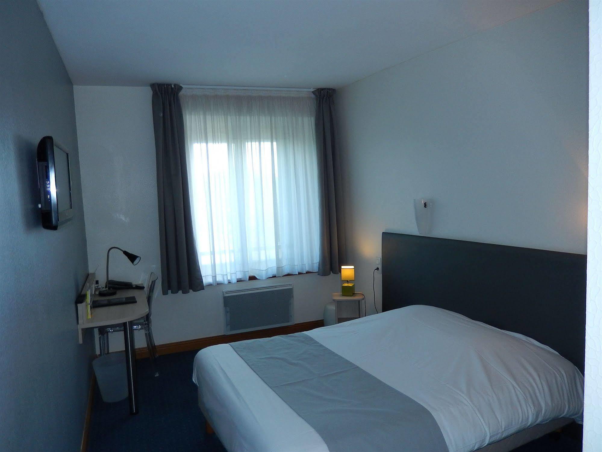 Logis Hotel Lodge La Valette Cesson-Sévigné 외부 사진